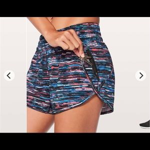 Lululemon Tracker Short V (Size 8)